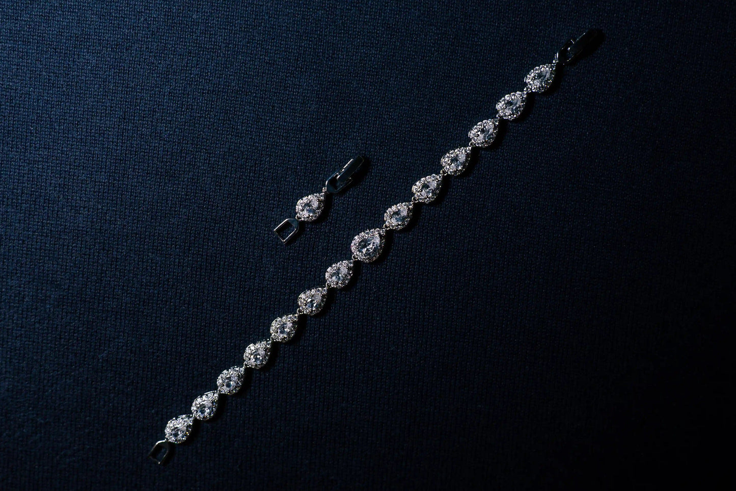 ANGEL-DROP BRACELET
