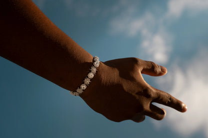 CIRCLE-STAR BRACELET