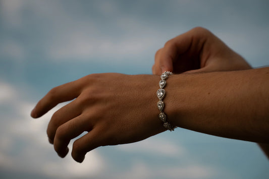 ANGEL-DROP BRACELET